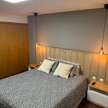 Apartamento Centro Guimaraes Γκιμαράες